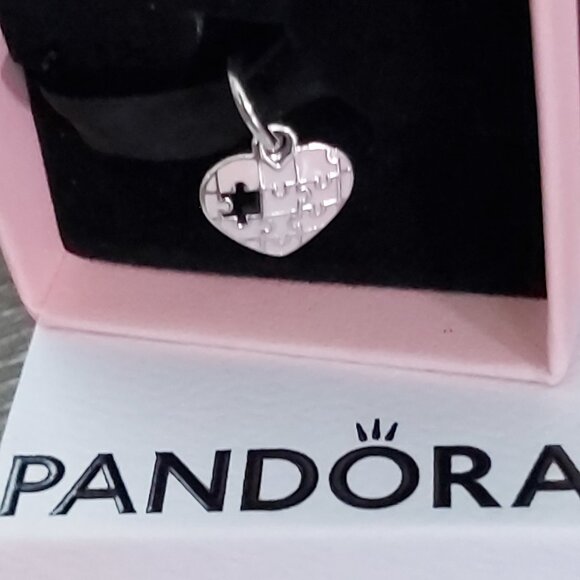 PANDORA ASIAN EXCLUSIVE* RETIRED* Complete my Heart puzzle dangle 791522EN68 - Picture 2 of 8